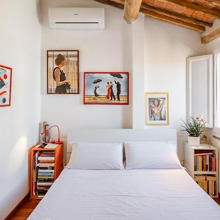 Piazza Dei Cavalieri Orange Attic Apartment ピサ エクステリア 写真
