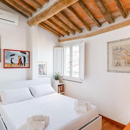 Piazza Dei Cavalieri Orange Attic Apartment ピサ エクステリア 写真